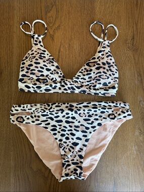 Gianni Bini Leopard Print Swim Bikini Set in Beige and Black